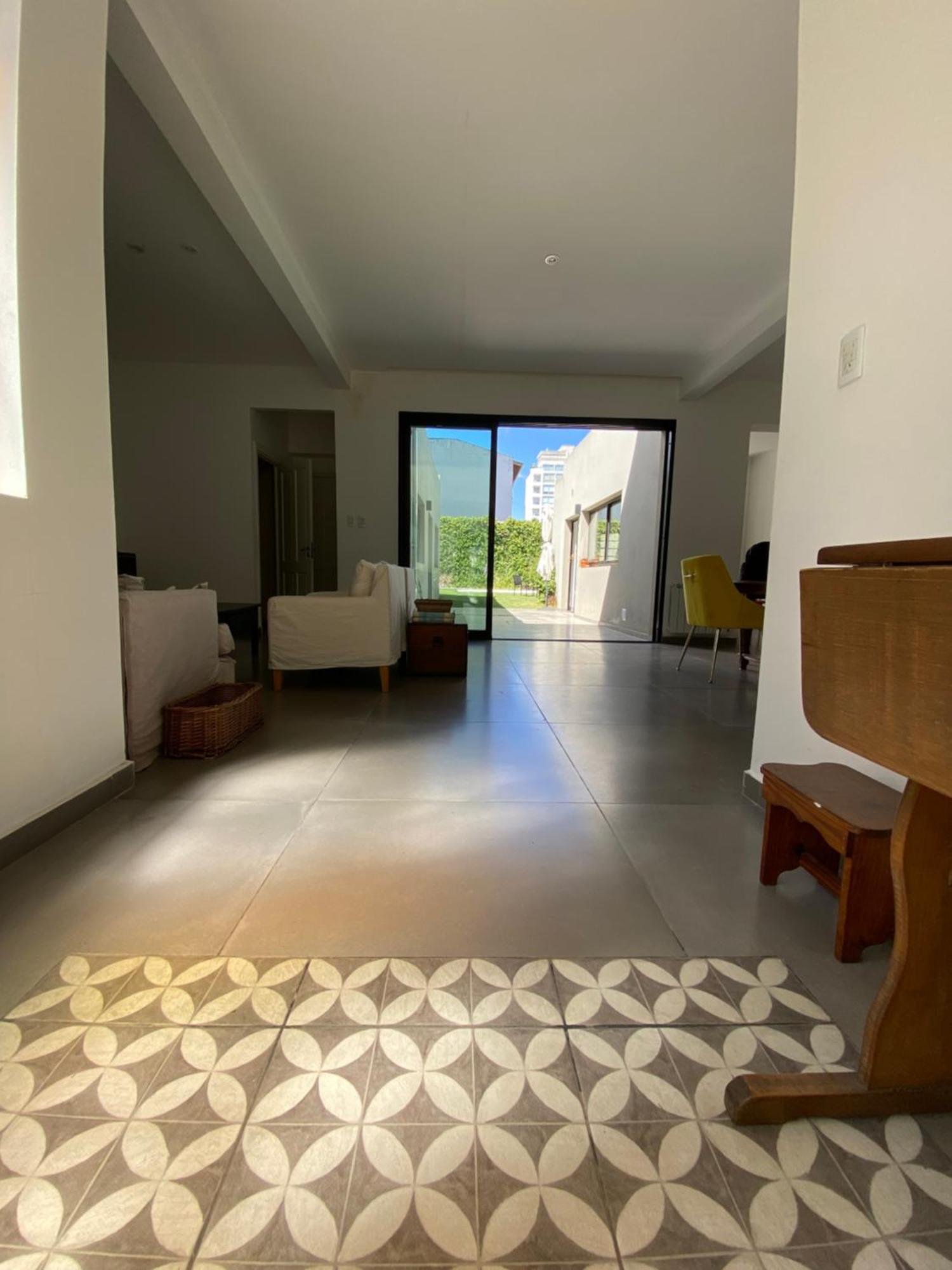 Casa Centrica Con Pileta Y Parrilla Tandil